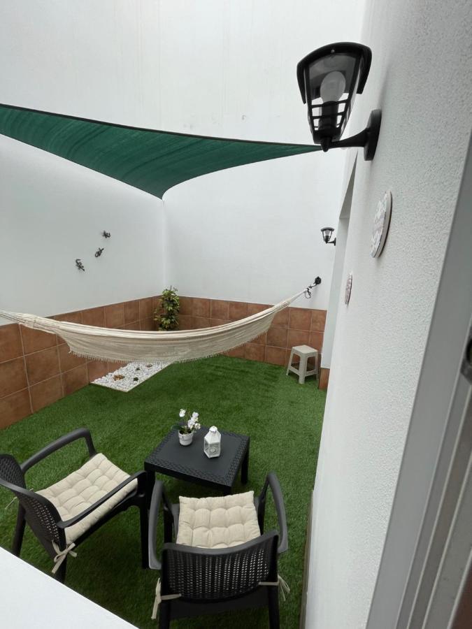 B-Rent Digital Apartment Zen Wifi Free คอร์ราเลโฮ ภายนอก รูปภาพ