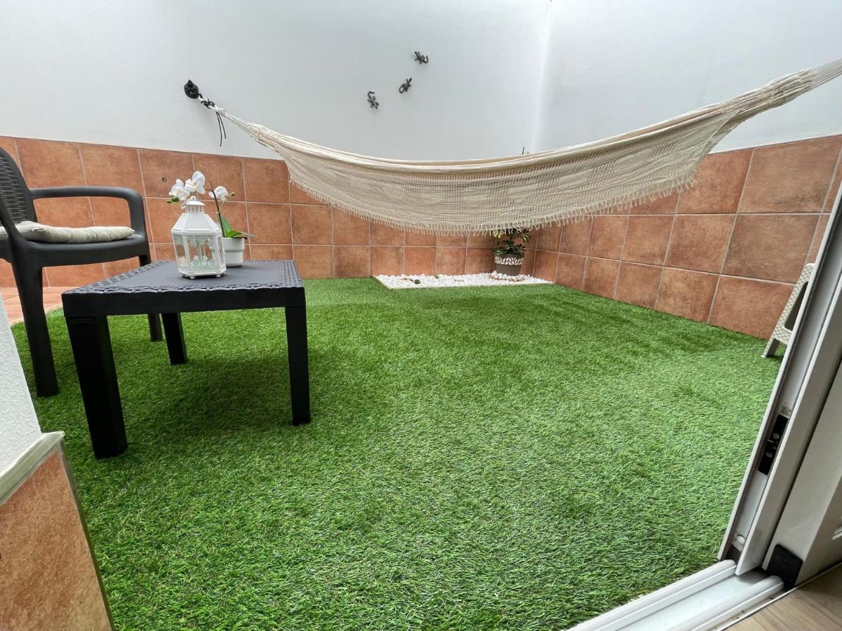 B-Rent Digital Apartment Zen Wifi Free คอร์ราเลโฮ ภายนอก รูปภาพ