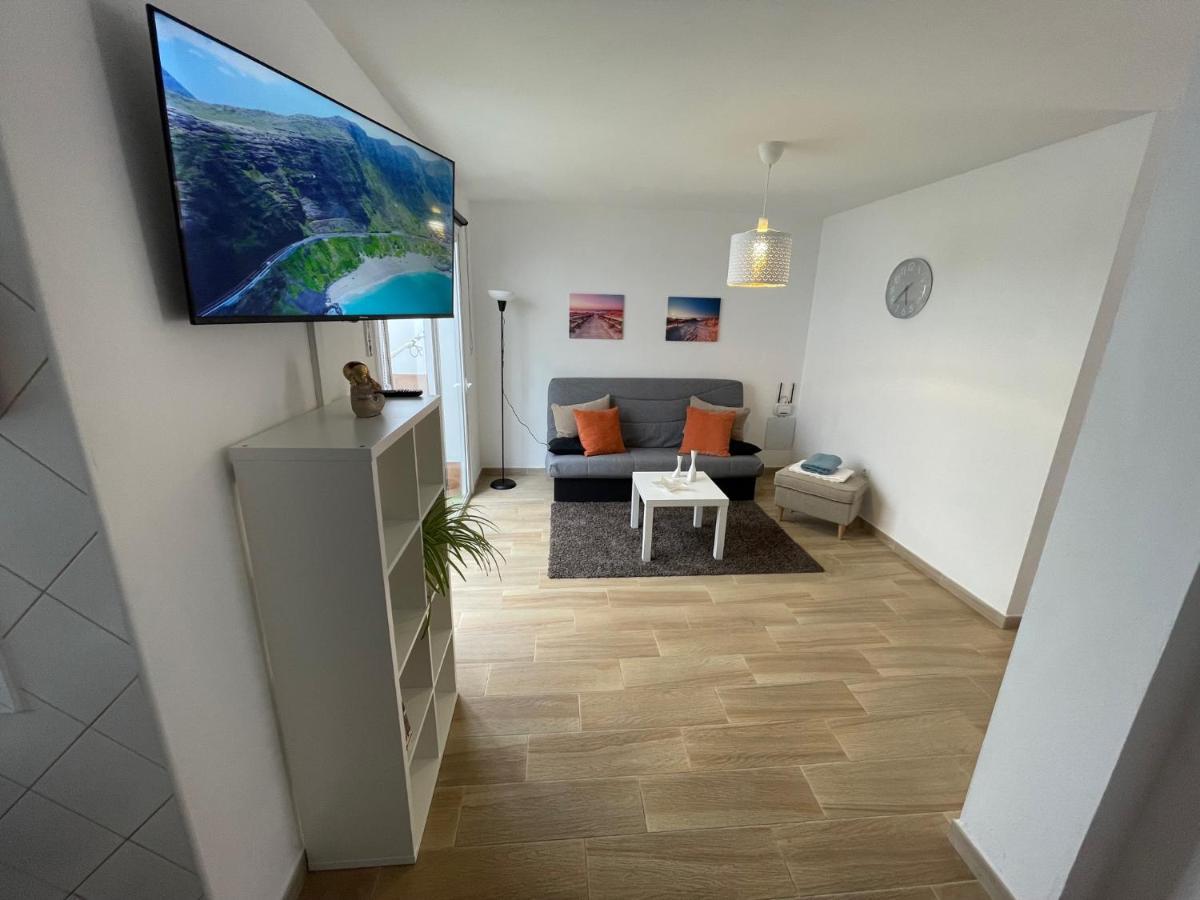 B-Rent Digital Apartment Zen Wifi Free คอร์ราเลโฮ ภายนอก รูปภาพ