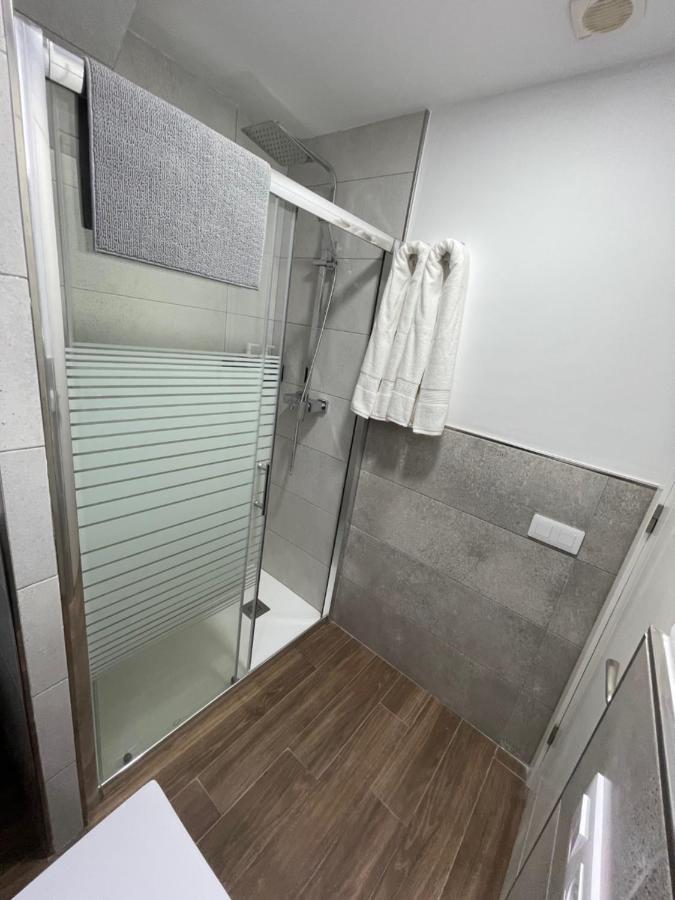 B-Rent Digital Apartment Zen Wifi Free คอร์ราเลโฮ ภายนอก รูปภาพ