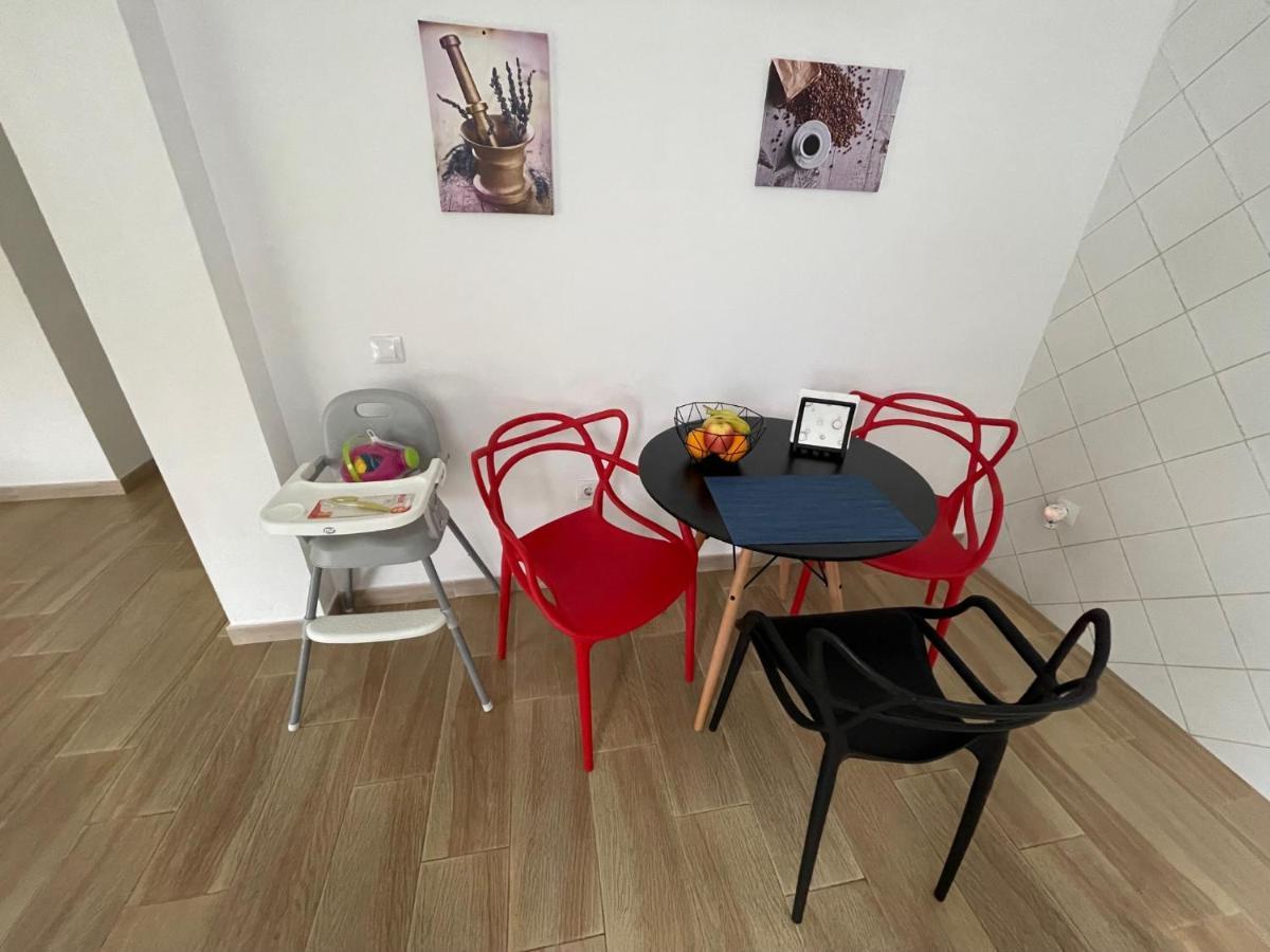 B-Rent Digital Apartment Zen Wifi Free คอร์ราเลโฮ ภายนอก รูปภาพ